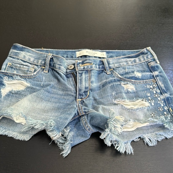 Abercrombie &Fitch jeans short - Picture 1 of 3